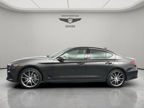 New 2026 Genesis G70 2.5T Prestige image 3