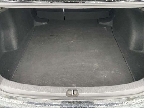 Used 2020 Toyota Corolla LE image 8