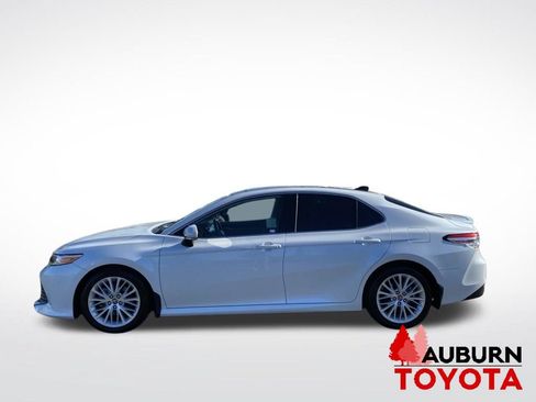 Certified 2019 Toyota Camry XLE w/ Driver Assist Package FWD image 4