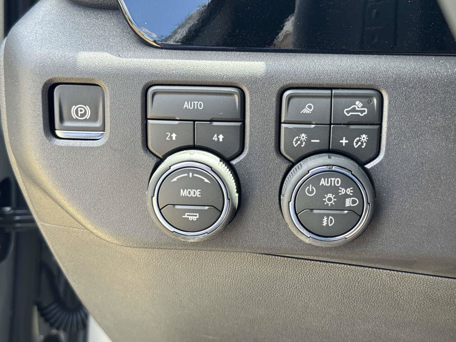 New 2026 Chevrolet Silverado 1500 RST w/ RST All Star Premium Package AWD/4WD image 13
