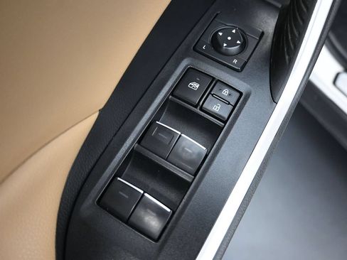 Used 2024 Toyota RAV4 XLE Premium FWD image 4