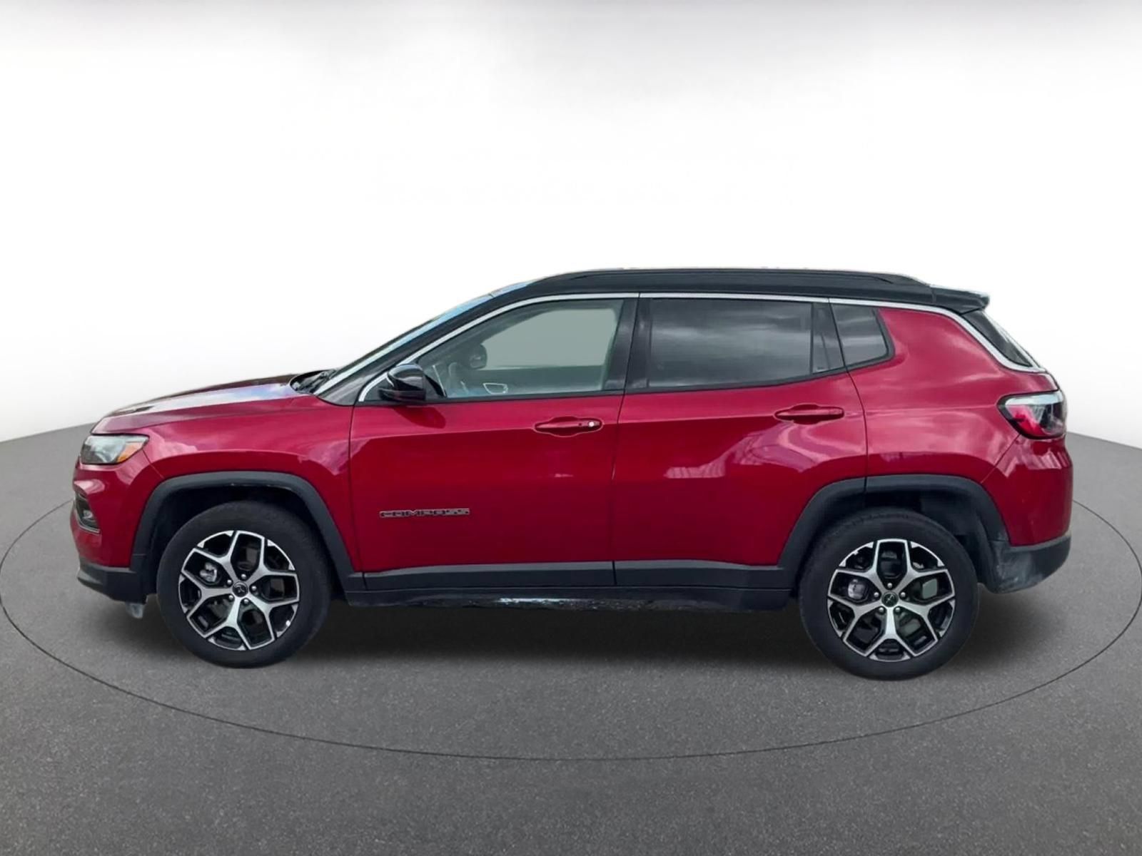 Used 2025 Jeep Compass Limited AWD/4WD image 8