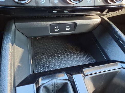 Used 2023 Honda Accord EX-L image 9