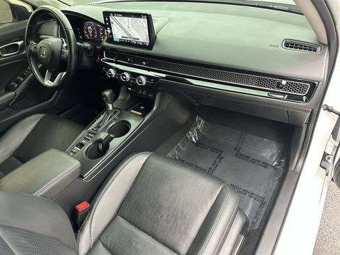 Used 2023 Honda Civic Touring image 12