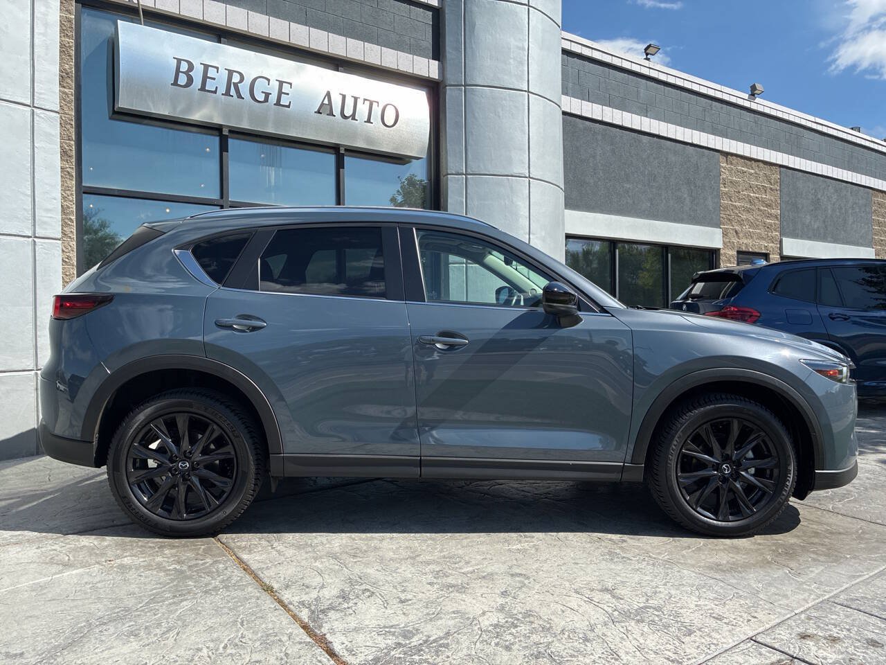 Used 2022 MAZDA CX-5 Carbon Edition AWD/4WD image 6