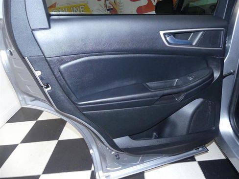 Used 2023 Ford Edge SEL image 26