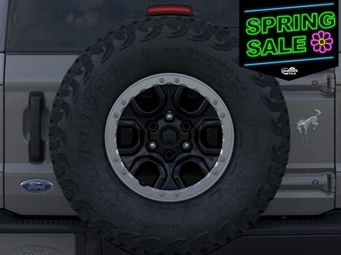 New 2025 Ford Bronco Badlands image 25