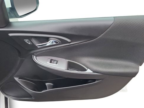 Used 2024 Chevrolet Malibu LT image 23