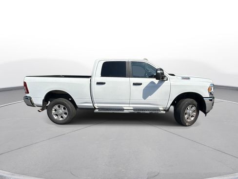 Used 2024 RAM 2500 Big Horn AWD/4WD image 5