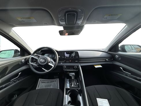 New 2026 Hyundai Elantra Hybrid w/ Cargo Package FWD image 18