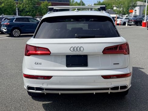 Used 2020 Audi Q5 e Premium Plus w/ Premium Plus Package AWD/4WD image 5