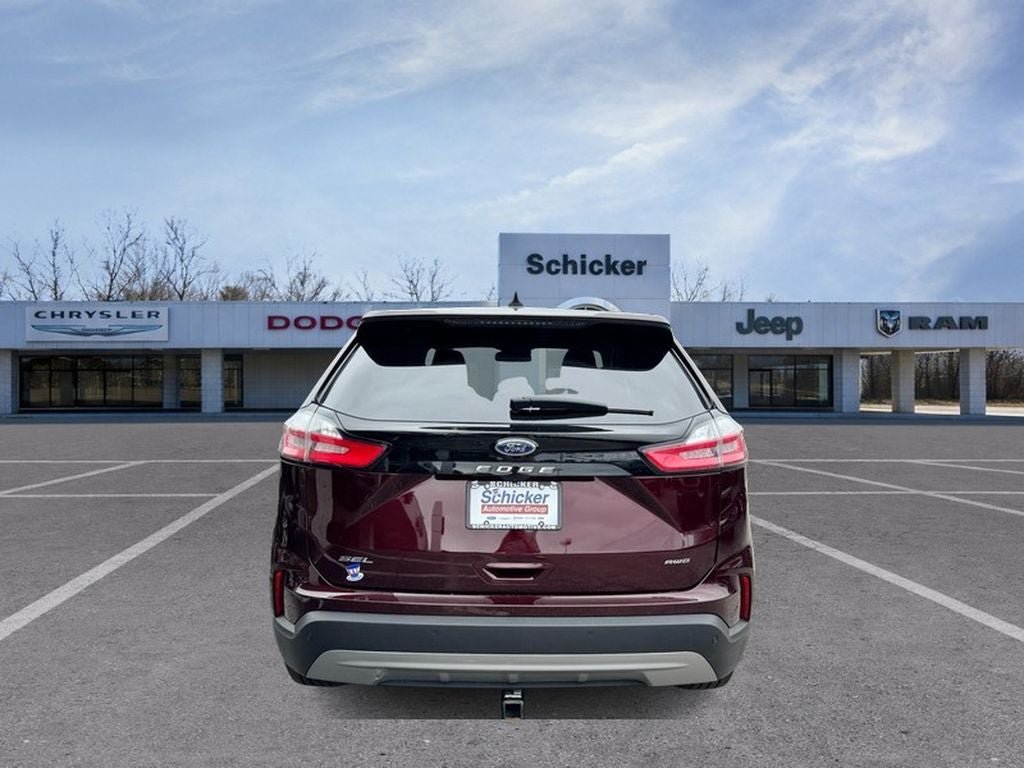 Used 2023 Ford Edge SEL w/ Convenience Package AWD/4WD image 4