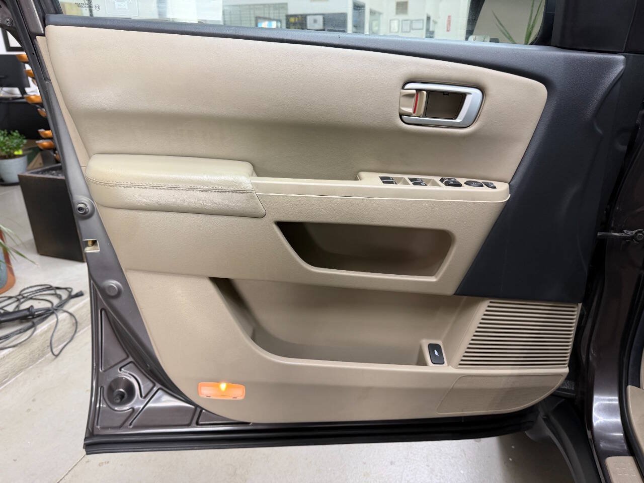 Used 2012 Honda Pilot EX-L image 10
