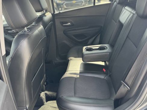 Used 2018 Chevrolet Trax LT w/ Driver Confidence Package image 12