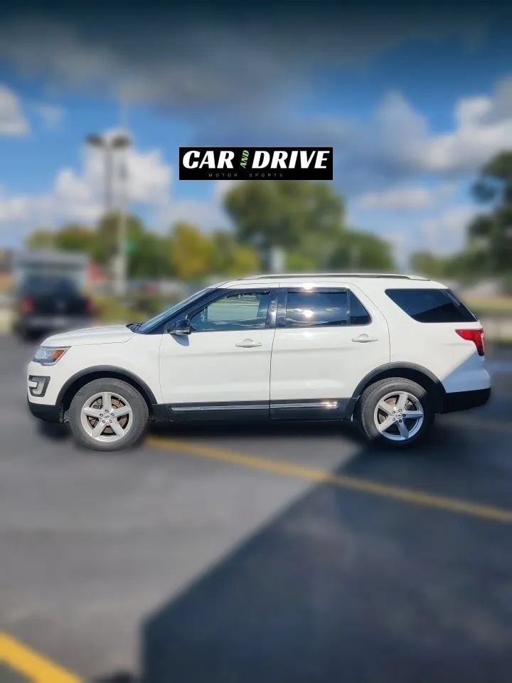 Used 2016 Ford Explorer XLT AWD/4WD image 4