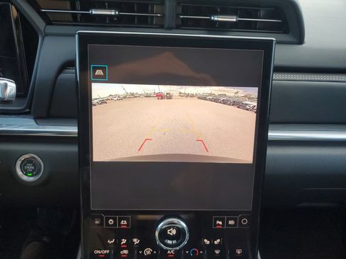 Used 2025 GMC Terrain Elevation AWD/4WD image 17