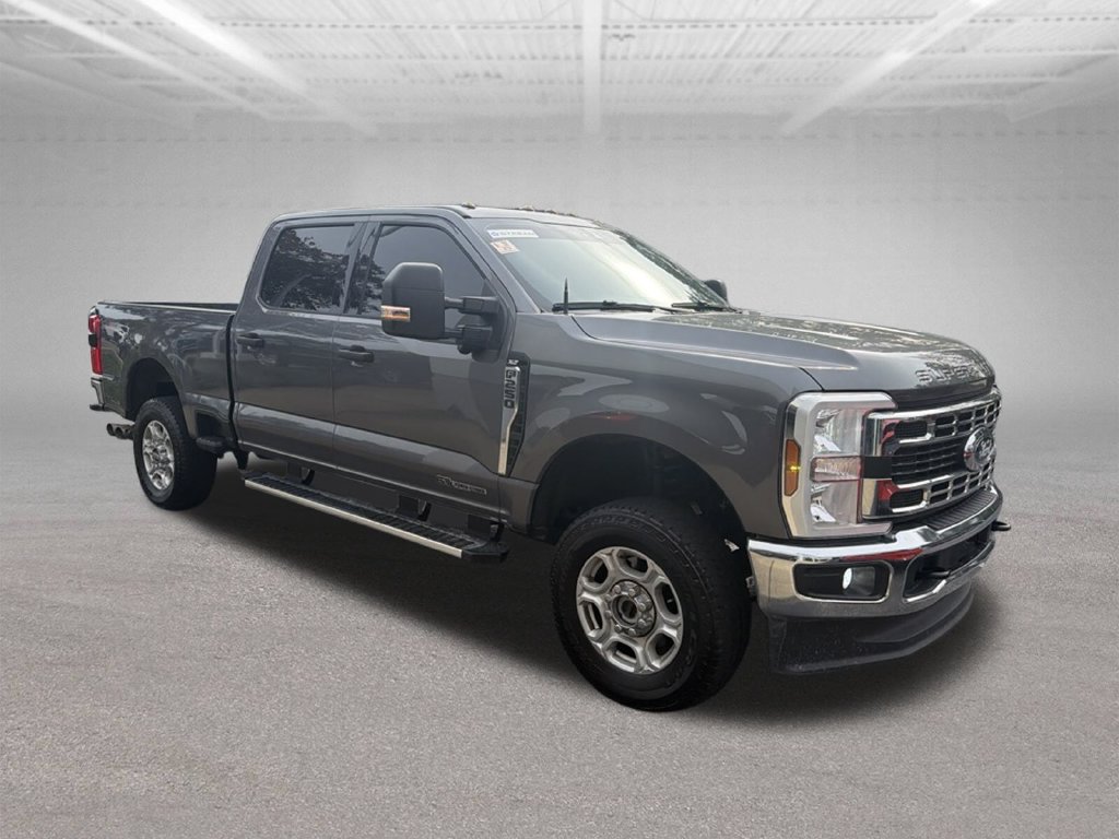 Used 2025 Ford F250 XLT w/ 360-Degree Camera Package AWD/4WD image 7
