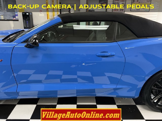 Used 2022 Chevrolet Camaro LT w/ RS Package RWD image 9