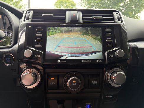 Used 2023 Toyota 4Runner TRD Off-Road Premium w/ Moonroof Package AWD/4WD image 28