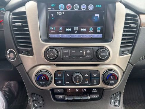 Used 2020 GMC Yukon XL Denali w/ Denali Ultimate Package AWD/4WD image 26