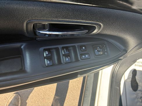 Used 2017 Mitsubishi Outlander GT image 12