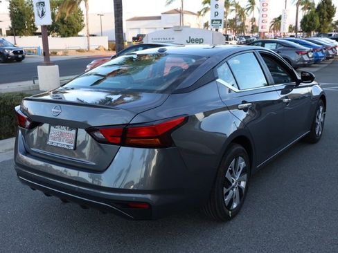 New 2025 Nissan Altima 2.5 S image 4