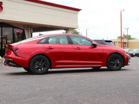 Used 2025 Kia K5 LXS FWD image 3