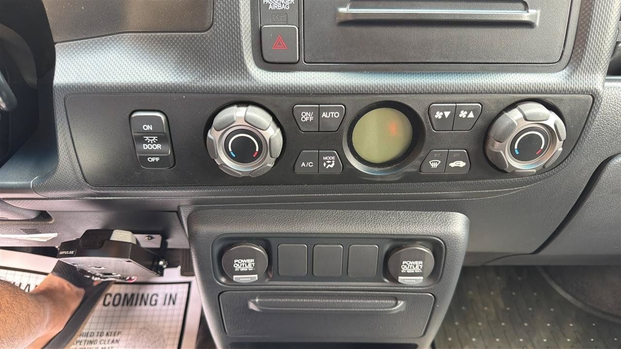 Used 2010 Honda Ridgeline RTS image 25