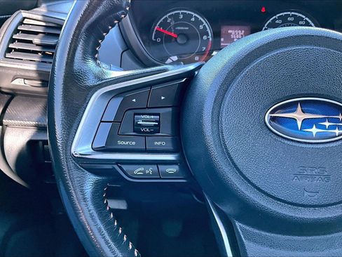 Used 2018 Subaru Crosstrek 2.0i Premium image 11