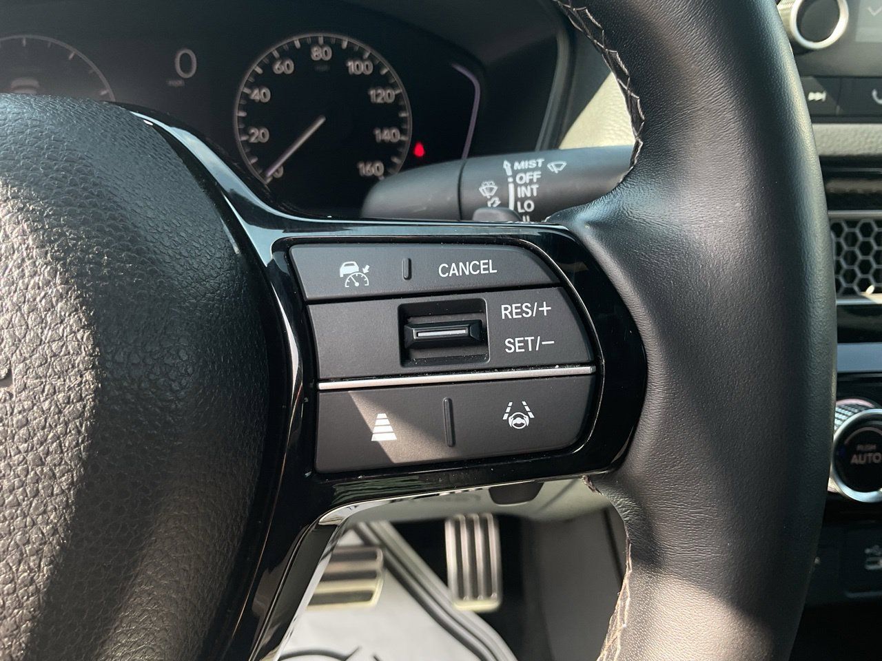 Used 2025 Honda Civic Sport image 34