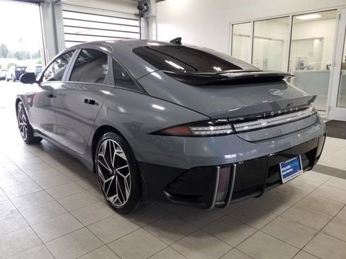Certified 2024 Hyundai Ioniq 6 SEL RWD image 17