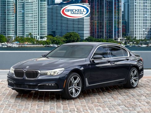 Used 2016 BMW 740i 740i image 1