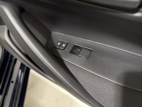 Used 2026 Toyota Corolla LE w/ LE Premium Package image 39