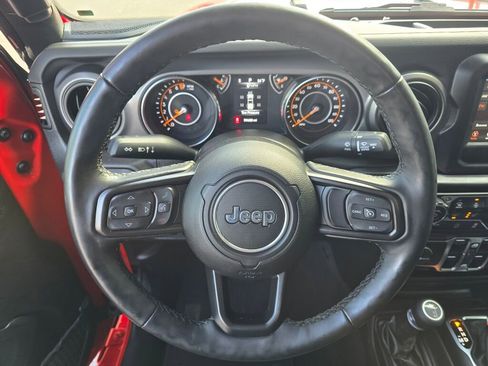 Used 2022 Jeep Gladiator Sport image 23