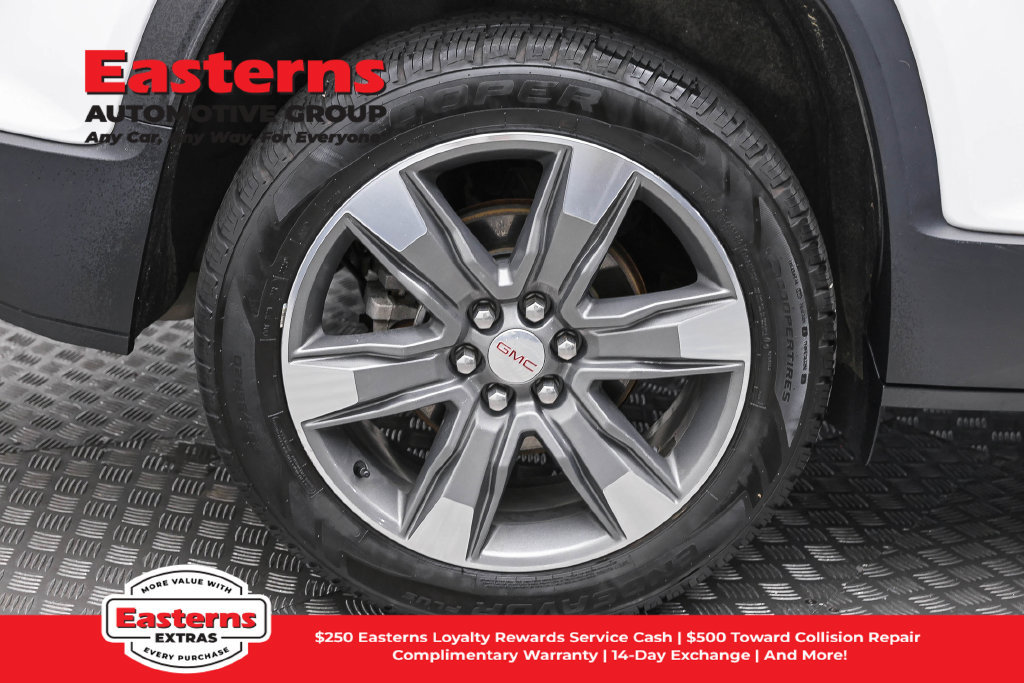 Used 2018 GMC Acadia SLT AWD/4WD image 37