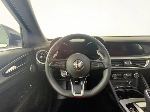 New 2025 Alfa Romeo Stelvio Sprint image 26