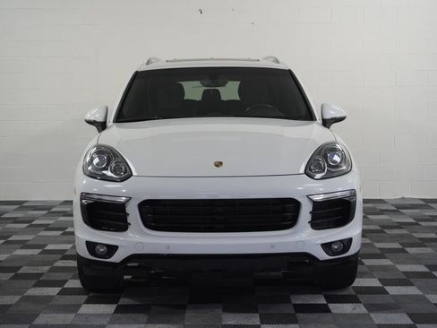Used 2016 Porsche Cayenne AWD/4WD image 9
