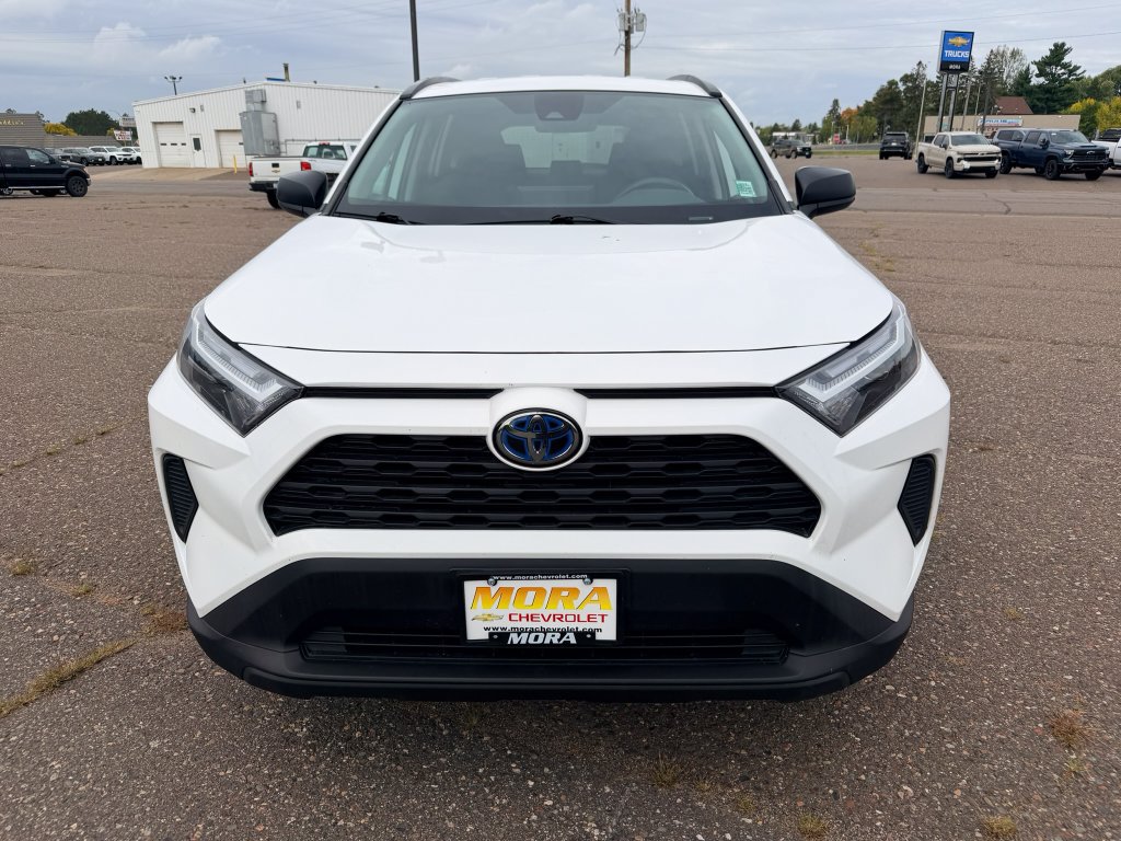 Used 2023 Toyota RAV4 LE AWD/4WD image 7
