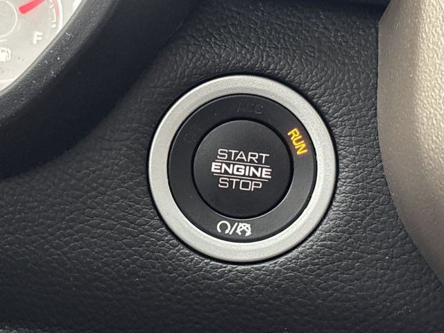 Used 2019 RAM 1500 Laramie AWD/4WD image 31