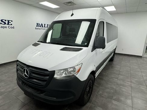 Used 2020 Mercedes-Benz Sprinter 2500 image 10