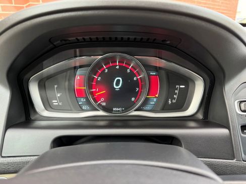 Used 2014 Volvo XC60 T6 image 11