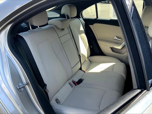 Used 2020 Mercedes-Benz A 220 4MATIC image 19