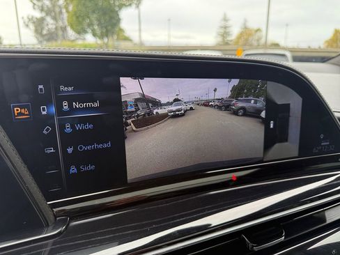 Used 2023 Cadillac Escalade Sport image 21