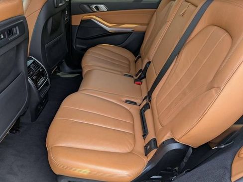 Used 2022 BMW X7 xDrive40i w/ Executive Package AWD/4WD image 27