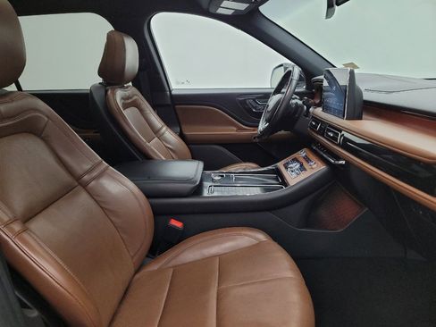 Used 2020 Lincoln Aviator Reserve image 21