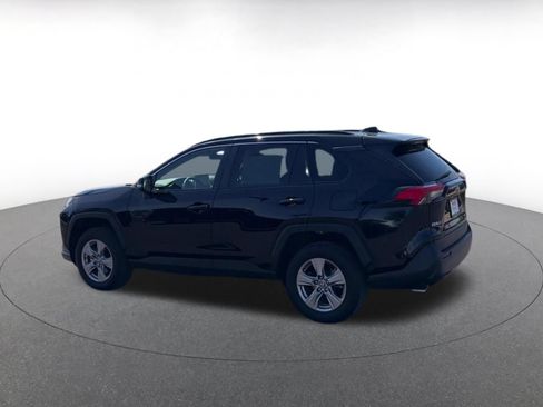 Used 2025 Toyota RAV4 XLE w/ Convenience Package AWD/4WD image 9
