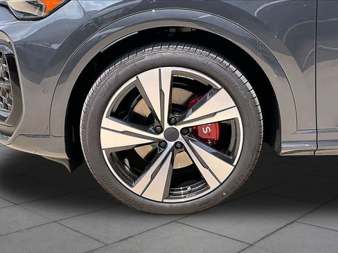 New 2026 Audi SQ5 Premium Plus AWD/4WD image 11