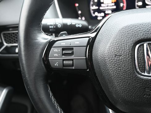 Used 2024 Honda Civic Sport Touring image 18