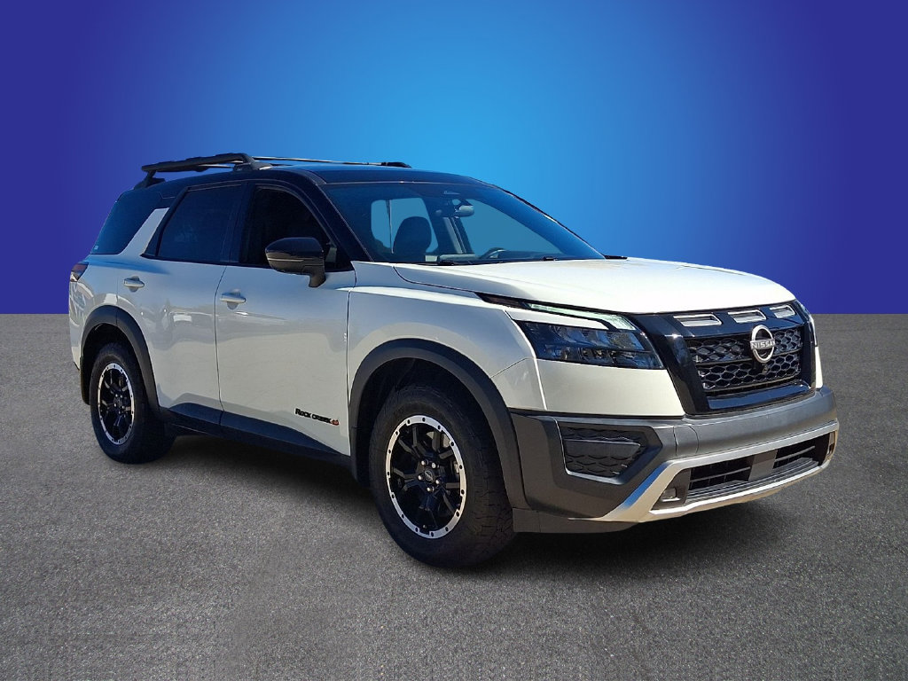 Used 2023 Nissan Pathfinder Rock Creek AWD/4WD image 3