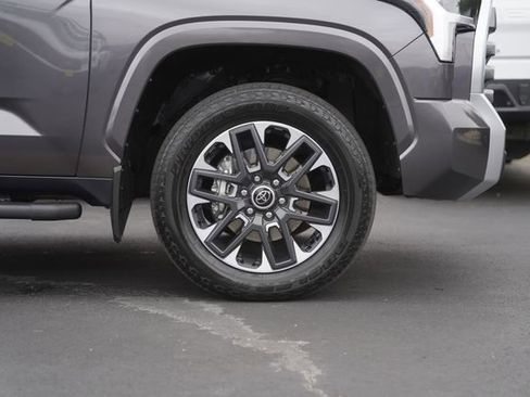 Used 2024 Toyota Tundra Limited w/ Power Package AWD/4WD image 4